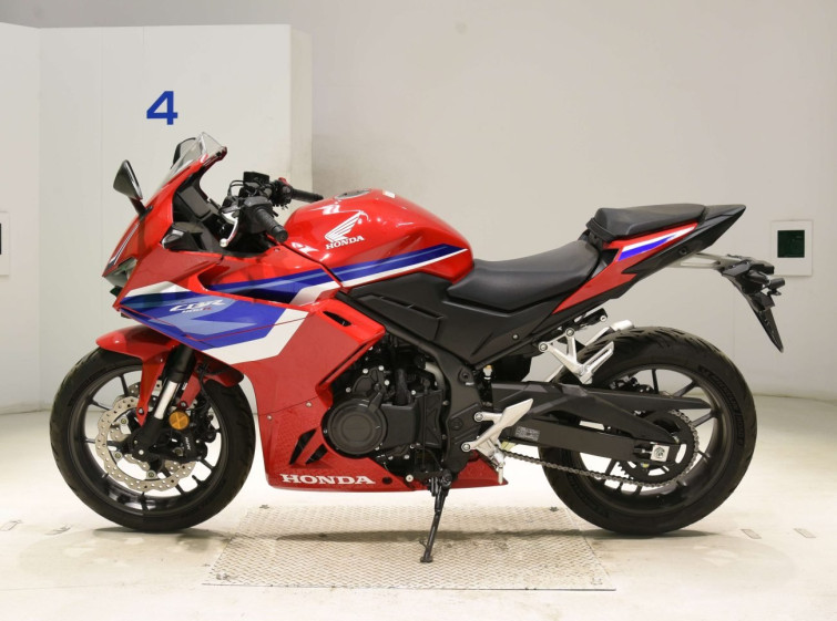 Мотоцикл Honda CBR400R-3 з пробігом 1563 km