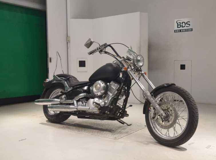 Мотоцикл Yamaha DRAGSTAR XVS400 с пробегом 27415 km