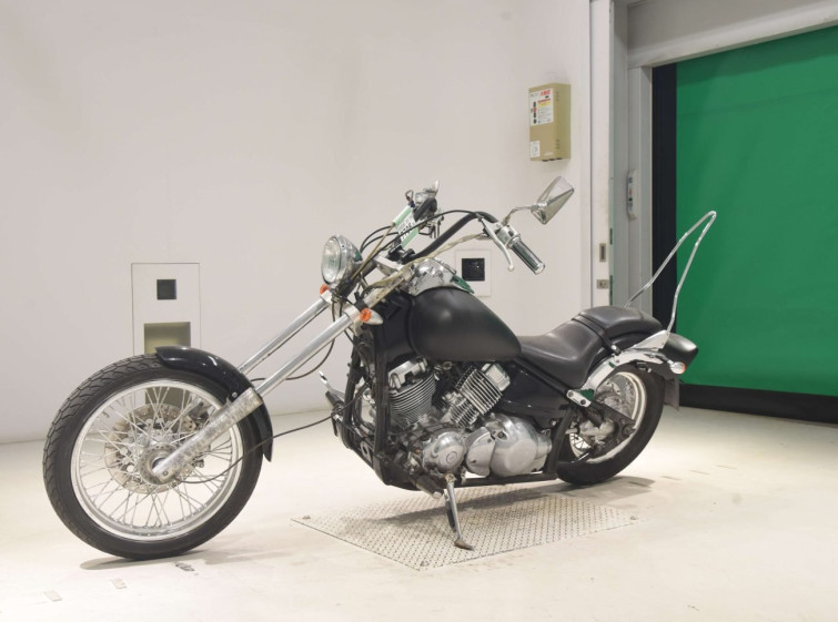 Мотоцикл Yamaha DRAGSTAR XVS400 с пробегом 27415 km