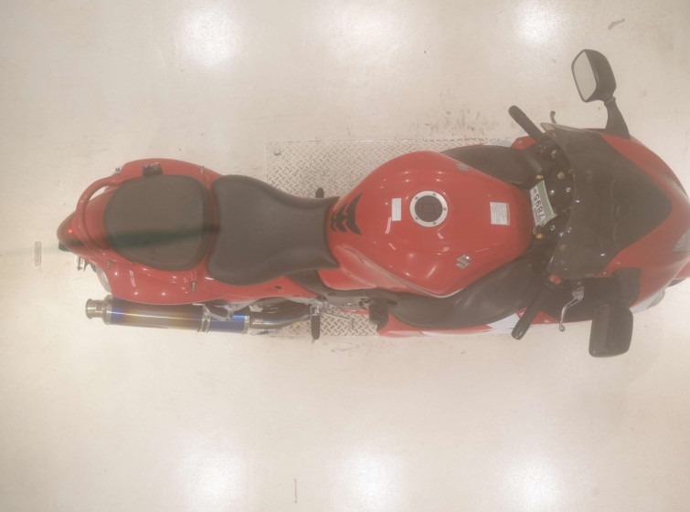 Мотоцикл Suzuki GSX1300R HAYABUSA