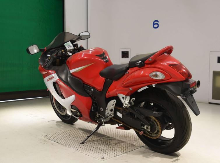 Мотоцикл Suzuki GSX1300R HAYABUSA