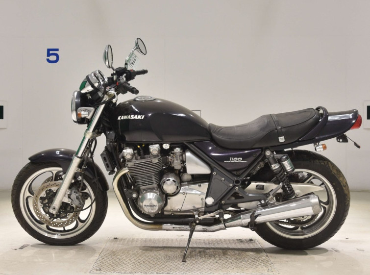 Мотоцикл Kawasaki ZEPHYR1100 з пробігом 18769 km