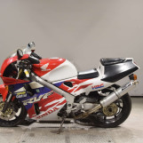 Мотоцикл Honda RVF400 з пробігом 33837 km