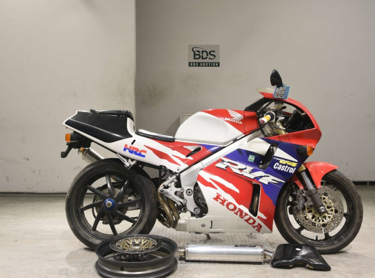 Мотоцикл Honda RVF400 з пробігом 33837 km