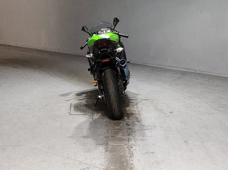 Мотоцикл Kawasaki ZX-6R з пробігом 10588 km
