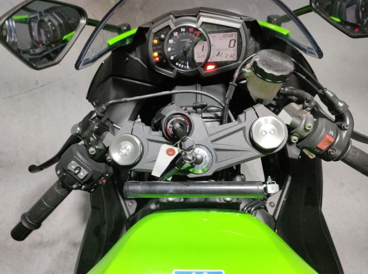 Мотоцикл Kawasaki ZX-6R з пробігом 10588 km