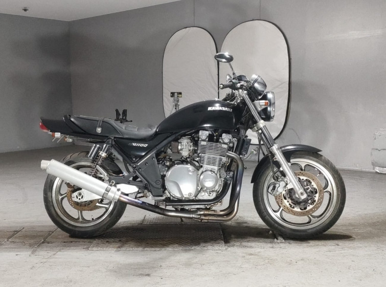 Мотоцикл Kawasaki ZEPHYR1100 з пробігом 17670 m