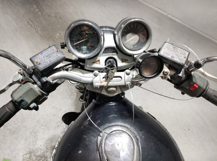 Мотоцикл Kawasaki ZEPHYR1100 з пробігом 17670 m