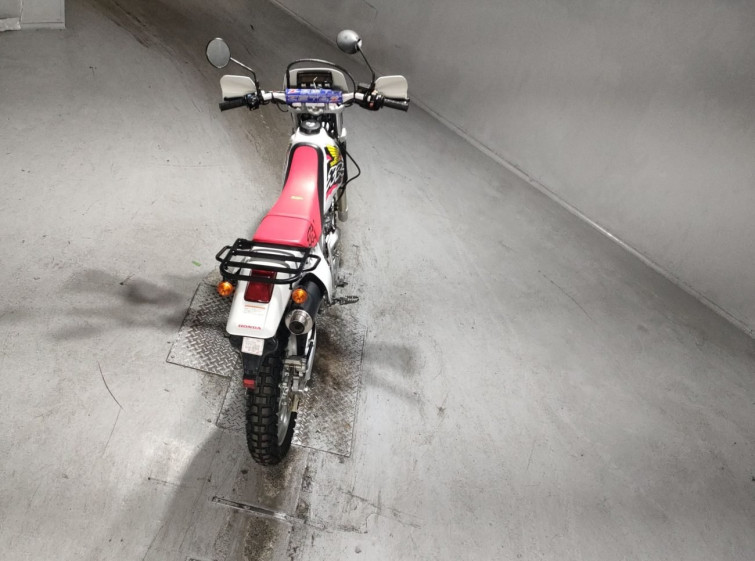 Мотоцикл Honda XR250