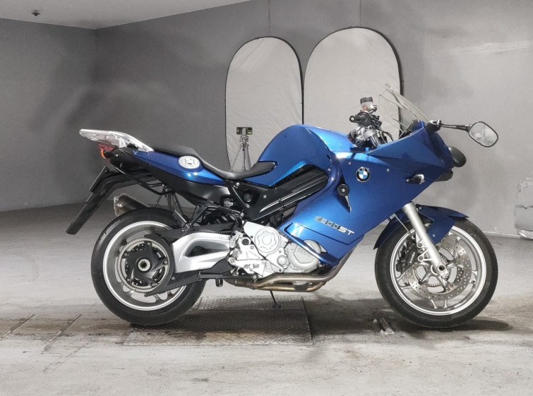 Мотоцикл BMW F800ST з пробігом 30057 km