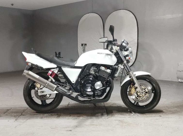 Мотоцикл Honda CB400SF з пробігом 9343 km