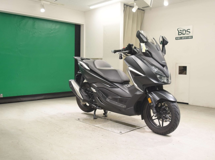Мотоцикл Honda FORZA с пробегом 11439 km