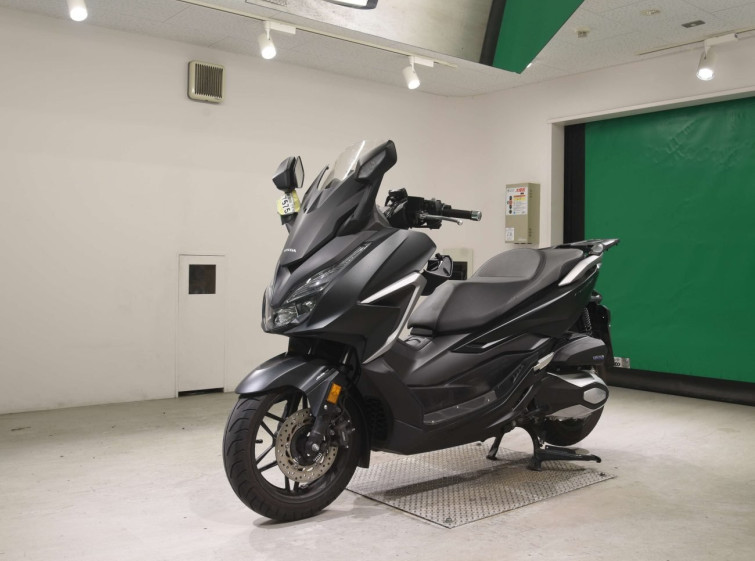 Мотоцикл Honda FORZA с пробегом 11439 km