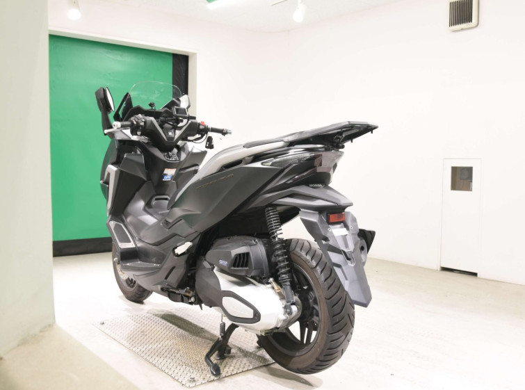 Мотоцикл Honda FORZA с пробегом 11439 km