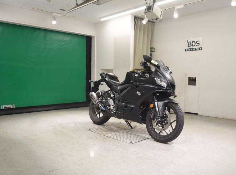 Мотоцикл Yamaha YZF-R25 з пробігом 9984 km