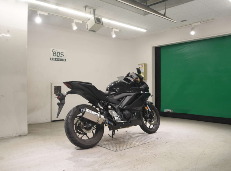 Мотоцикл Yamaha YZF-R25 з пробігом 9984 km