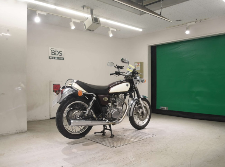 Мотоцикл Yamaha SR400 з пробігом 27150 km
