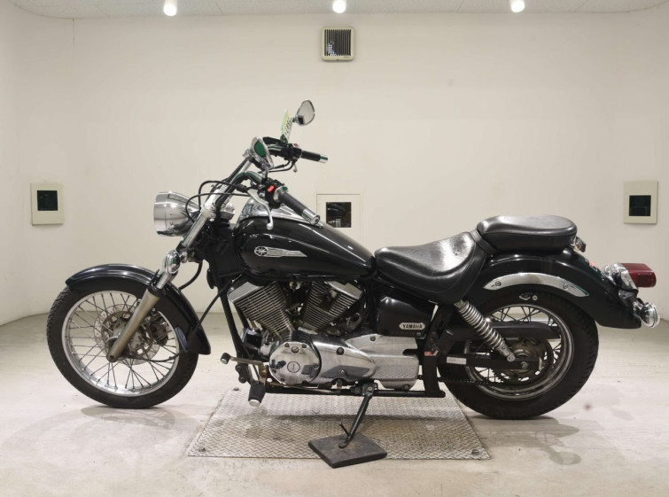 Мотоцикл Yamaha DRAGSTAR XVS250 з пробігом 35133 km