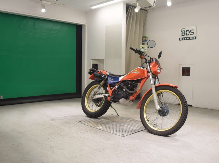 Мотоцикл Honda TLR200 с пробегом 8665 km