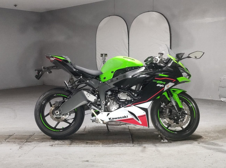 Мотоцикл Kawasaki ZX-6R с пробегом 18161 km