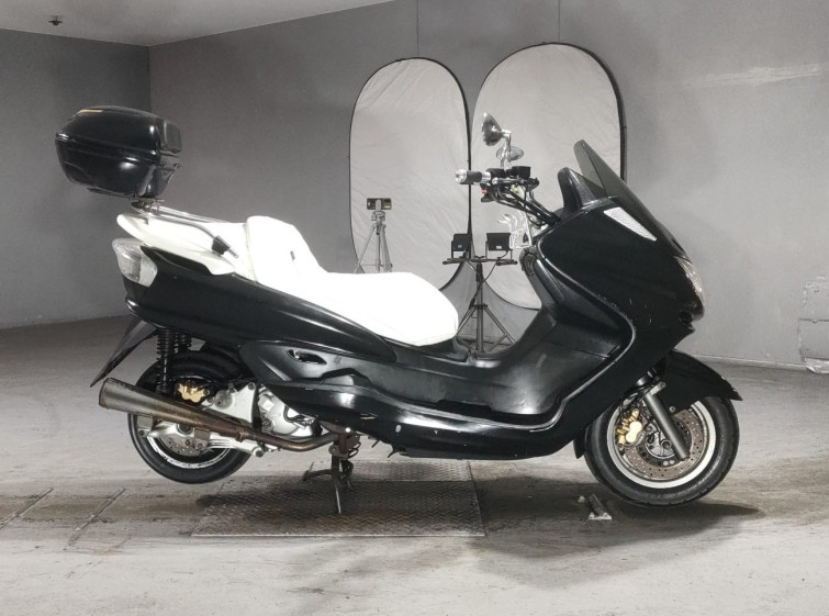 Мотоцикл Yamaha MAJESTY 250 с пробегом 45336 km