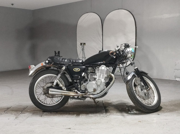 Мотоцикл Yamaha SR400 з пробігом 17223 km