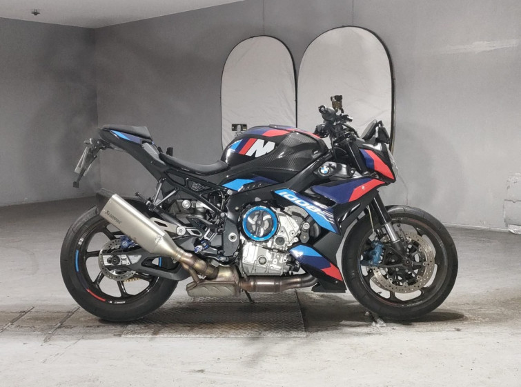 Мотоцикл BMW M1000R с пробегом 8286 km