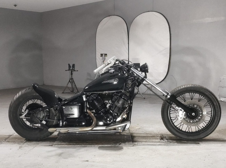 Мотоцикл Yamaha DRAGSTAR XVS400