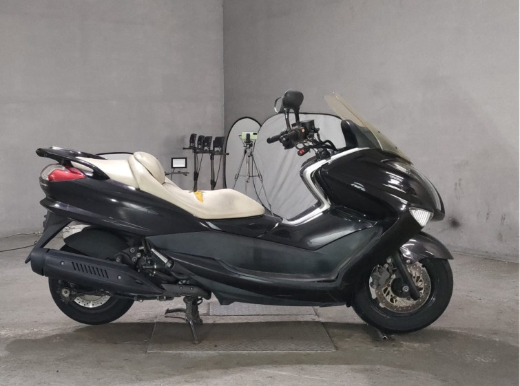 Мотоцикл Yamaha MAJESTY 250 с пробегом 23193 km