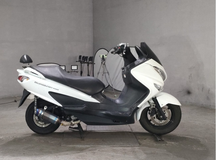 Мотоцикл Suzuki BURGMAN200 с пробегом 30045 km