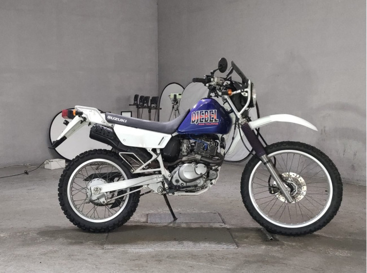 Мотоцикл Suzuki DJEBEL200 с пробегом 13189 km