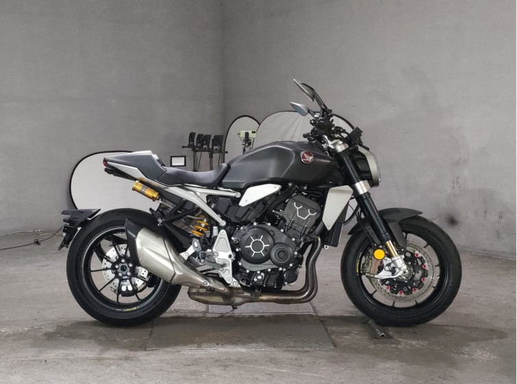 Мотоцикл Honda CB1000R з пробігом 182 km