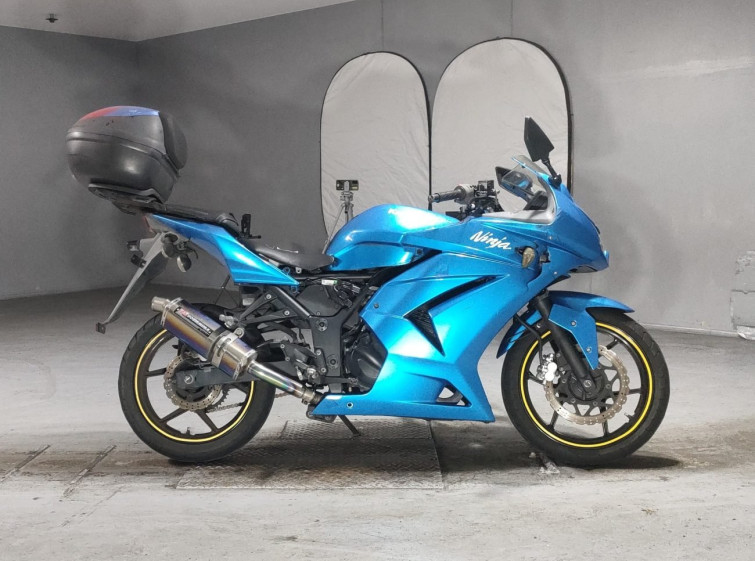 Мотоцикл Kawasaki NINJA250R с пробегом 44785 km