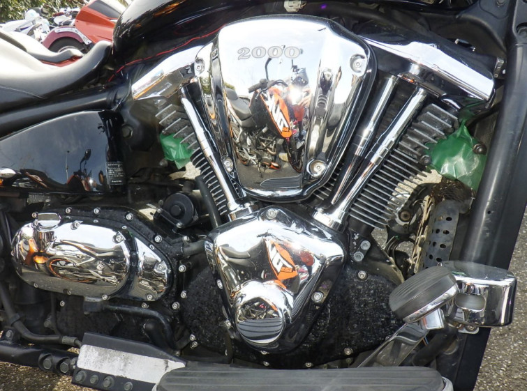 Мотоцикл Kawasaki VULCAN2000