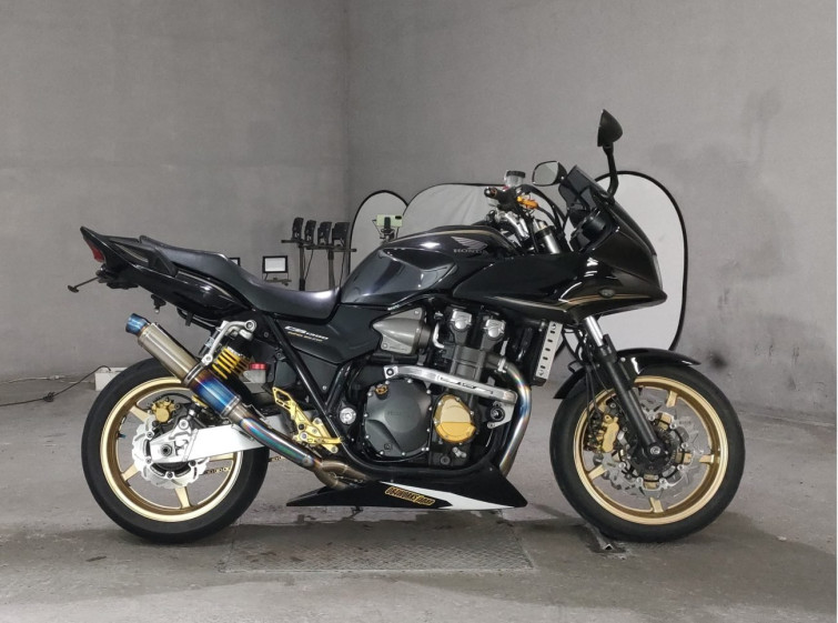 Мотоцикл Honda CB1300 SUPER BOL D’OR с пробегом 65140 km