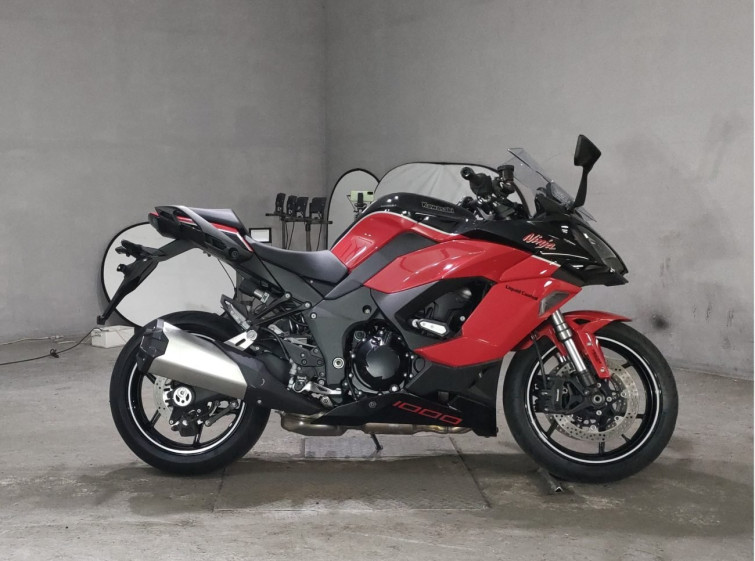 Мотоцикл Kawasaki NINJA1000SX с пробегом 6887 km