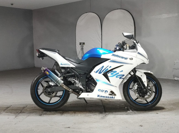 Мотоцикл Kawasaki NINJA250R с пробегом 20028 km