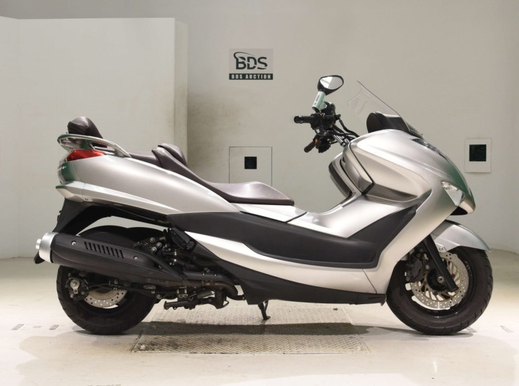 Мотоцикл Yamaha MAJESTY 250 с пробегом 19628 km