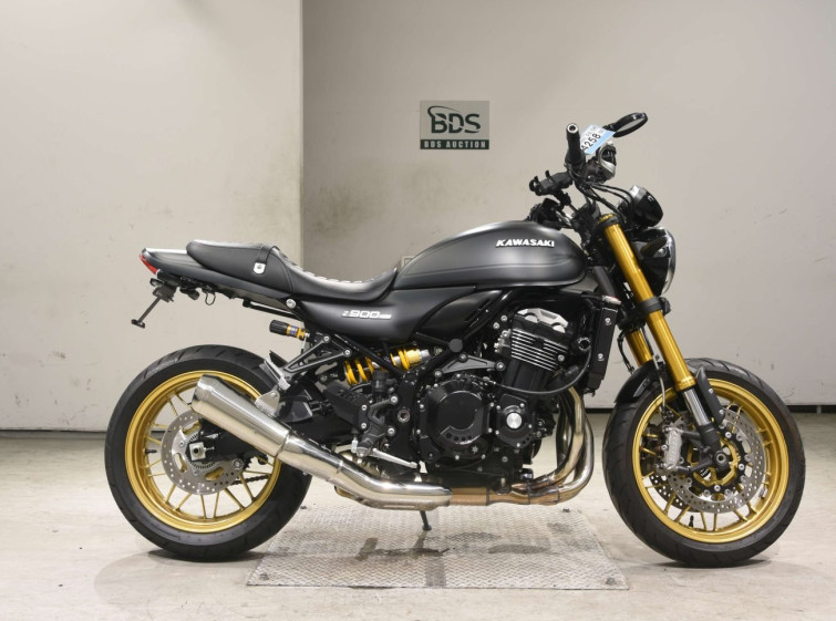 Мотоцикл Kawasaki Z900RS з пробігом 4145 km