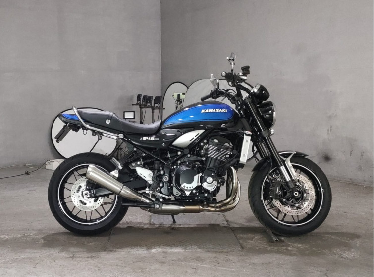 Мотоцикл Kawasaki Z900RS з пробігом 698 km