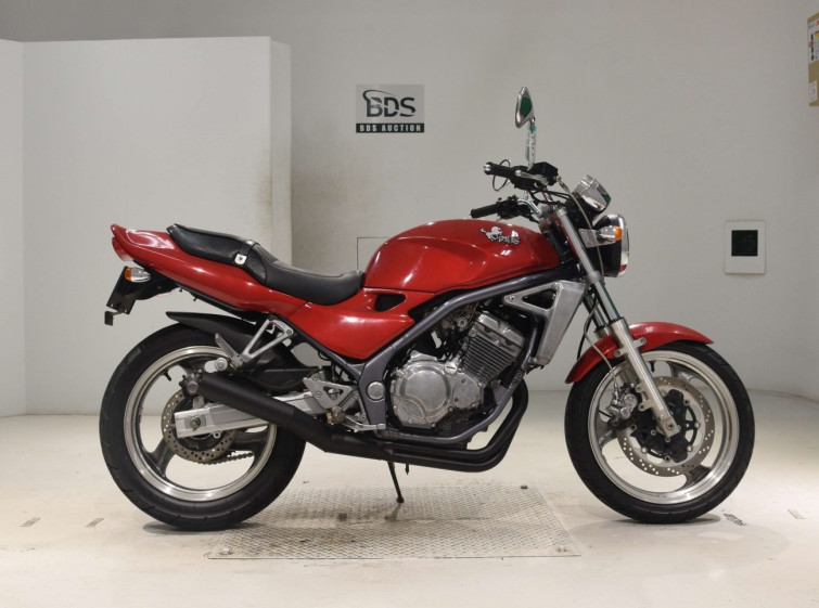 Мотоцикл Kawasaki BALIUS ZR250 с пробегом 2439 km