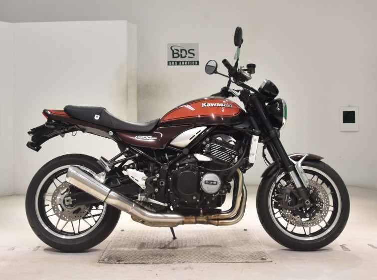 Мотоцикл Kawasaki Z900RS з пробігом 9671 km