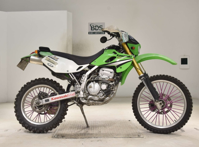 Мотоцикл Kawasaki KLX250 с пробегом 23187 km