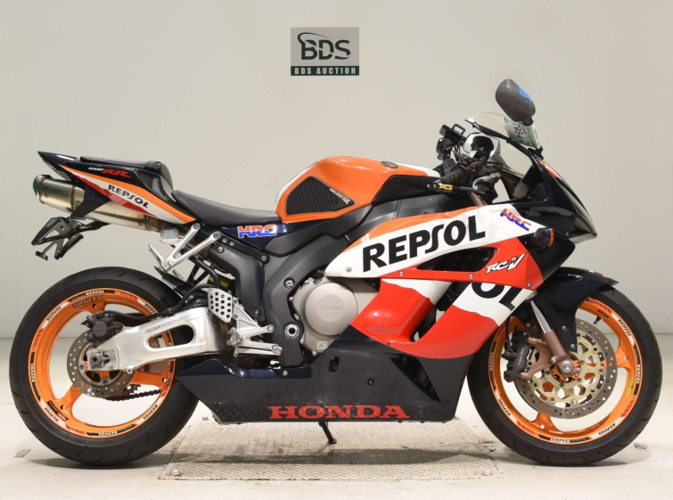 Мотоцикл Honda CBR1000RR с пробегом 52055 km