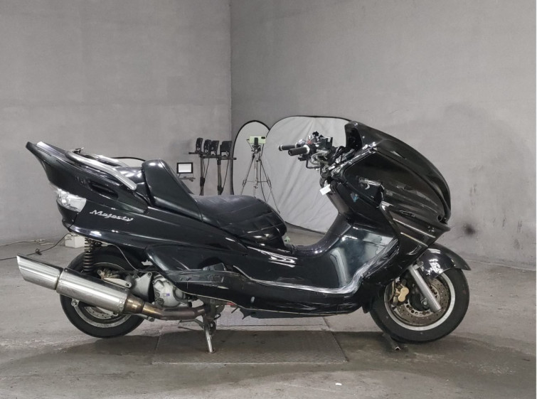 Мотоцикл Yamaha MAJESTY 250 с пробегом 27673 km