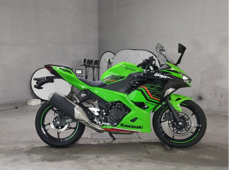Мотоцикл Kawasaki NINJA400 с пробегом 8618 km