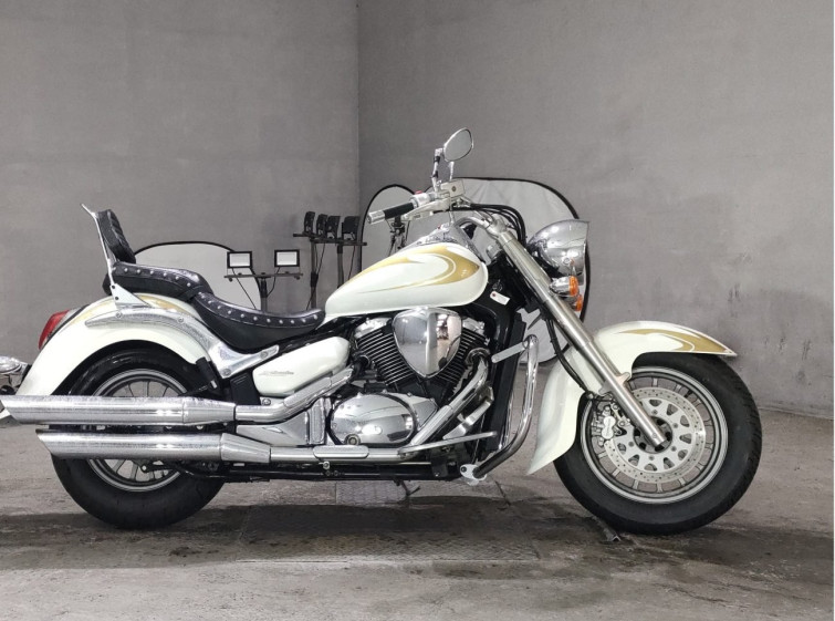 Мотоцикл Suzuki INTRUDER 400 CLASSIC с пробегом 19643 km