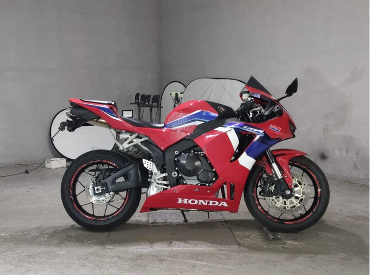 Мотоцикл Honda CBR600RR з пробігом 8298 km