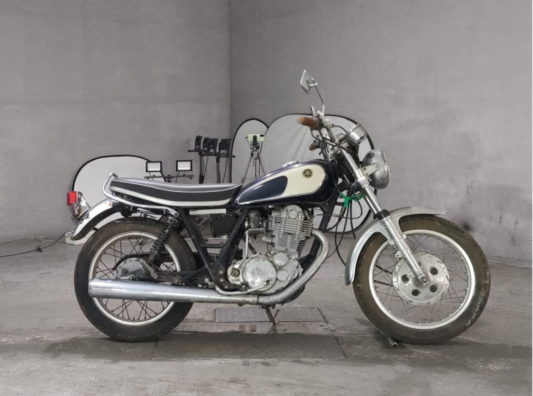 Мотоцикл Yamaha SR400 з пробігом 33880 km