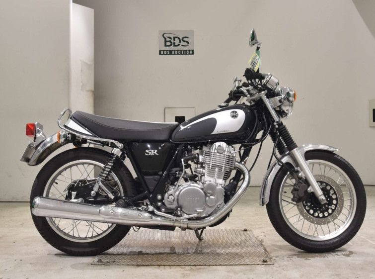 Мотоцикл Yamaha SR400 з пробігом 2122 km